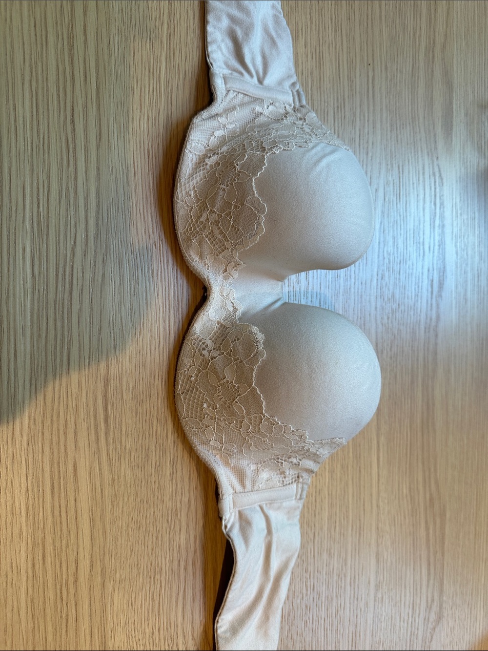 Victoria's Secret Lace-Trim Strapless Bra in Nude